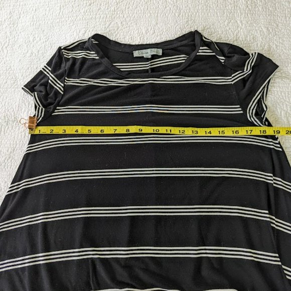 Olivia Sky Black White Striped Tunic Top - Size Small - Picture 7 of 7